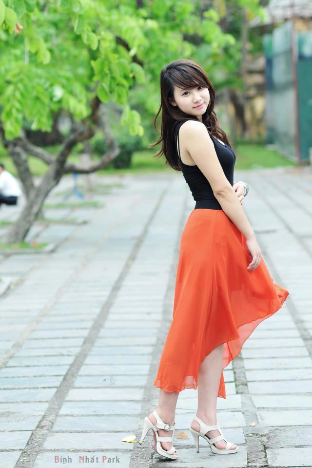 万绮雯三级